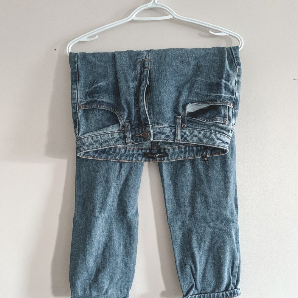 Bluenotes High-Waisted Cropped Mom Jeans